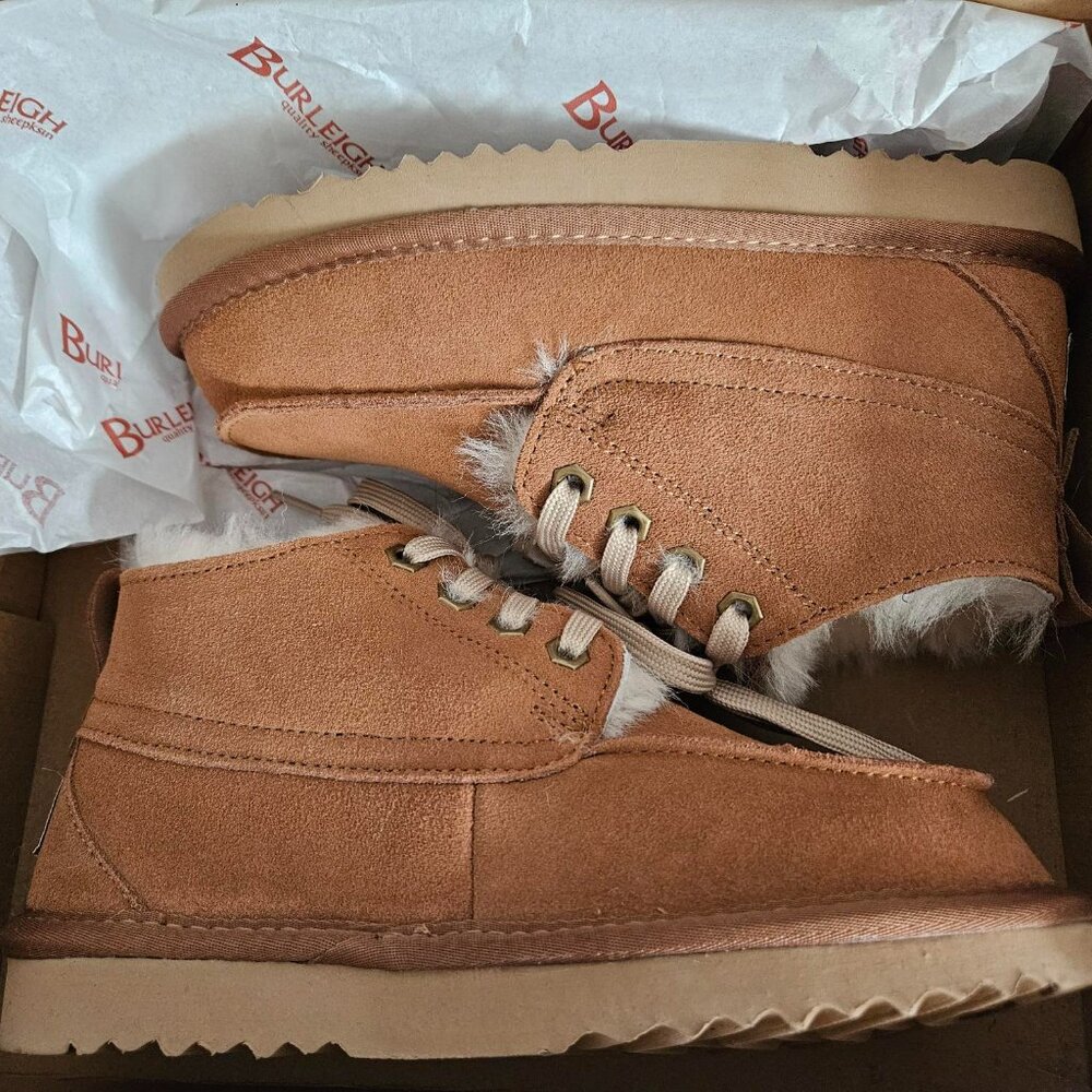 Burleigh Women's Sheepskin Boots, Size 5, Chestnut Color